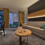 Premium Wellness & Wine 호텔 4*
