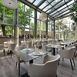 Premium Wellness & Wine