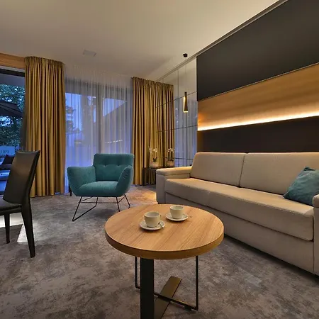 Premium Wellness & Wine Hotel 4*