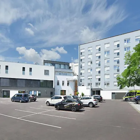 Premium Wellness & Wine Otel Znojmo