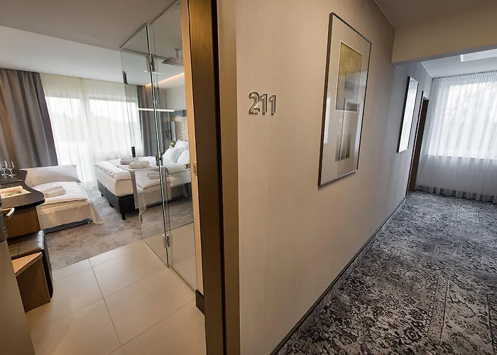 Premium Wellness & Wine Hotel 4*