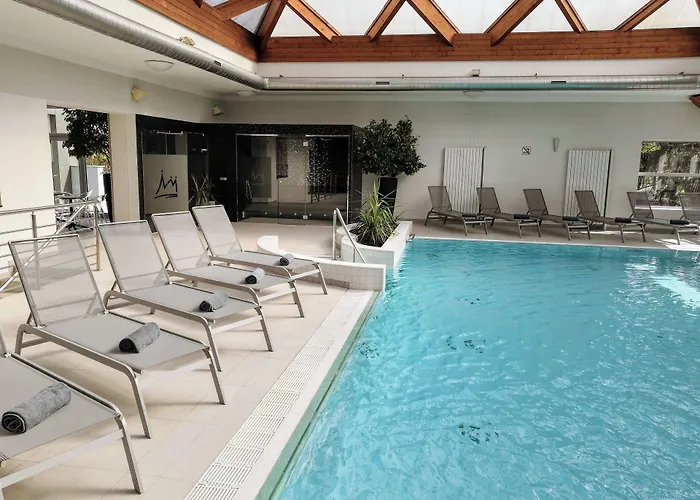 Premium Wellness & Wine Hotell Znojmo